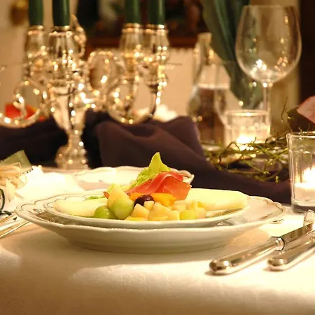 Hof Osterbunsbuell * Mittelangeln